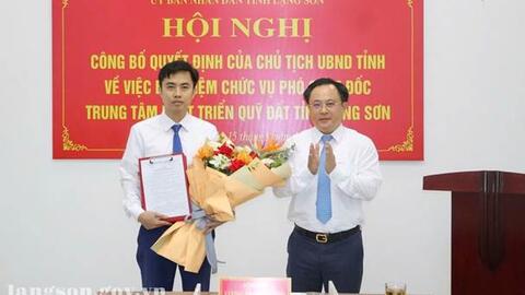 Công bố quyết định bổ nhiệm Phó Giám đốc Trung tâm Phát triển quỹ đất tỉnh